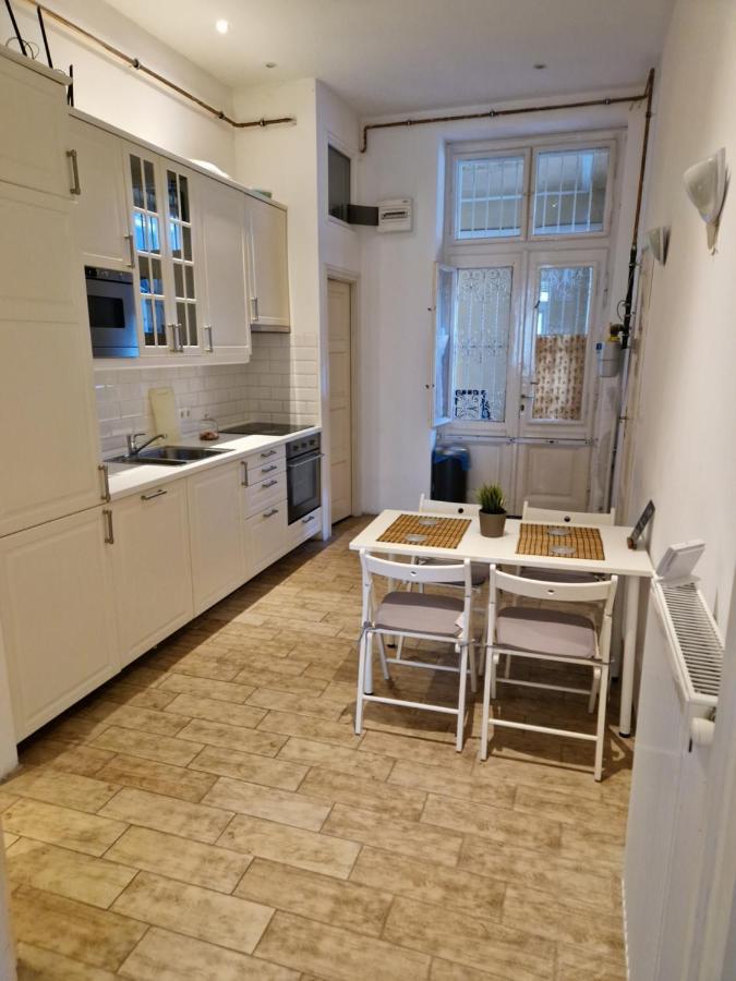 Peaceful Tribe Residence 布达佩斯 外观 照片