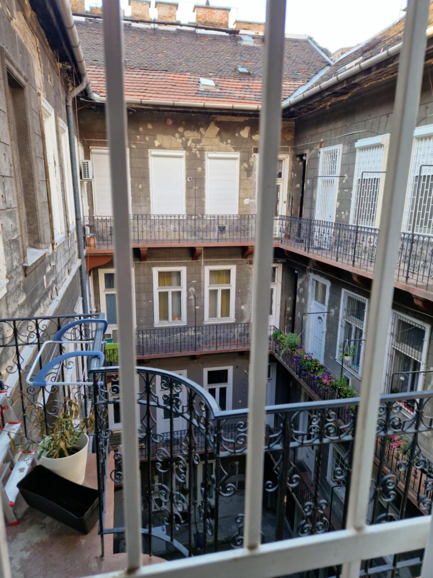 Peaceful Tribe Residence 布达佩斯 外观 照片