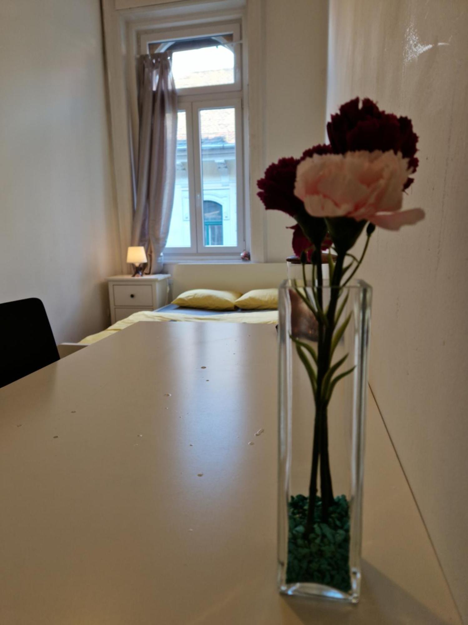 Peaceful Tribe Residence 布达佩斯 外观 照片