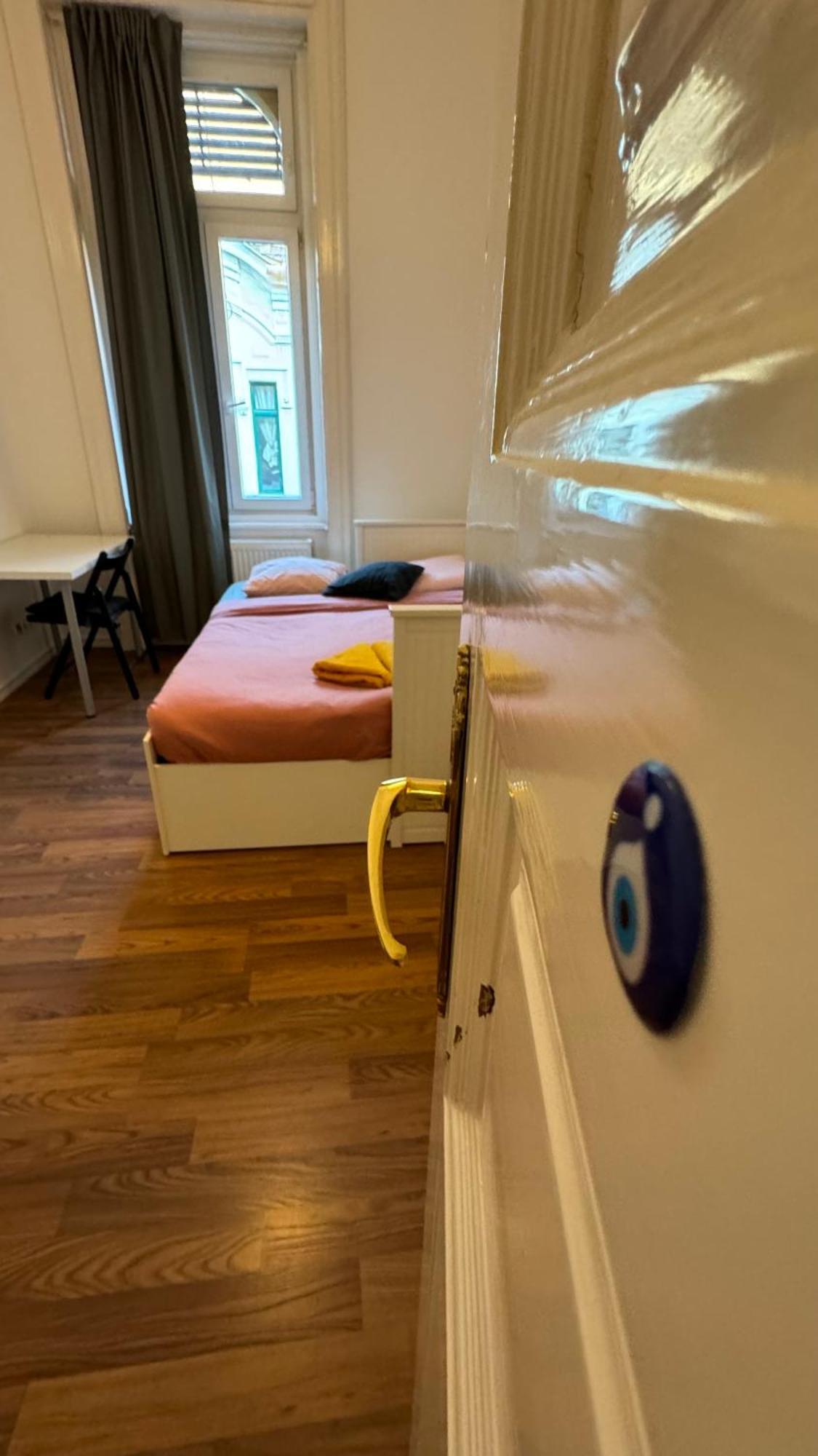 Peaceful Tribe Residence 布达佩斯 外观 照片